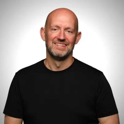 Lee T Moore